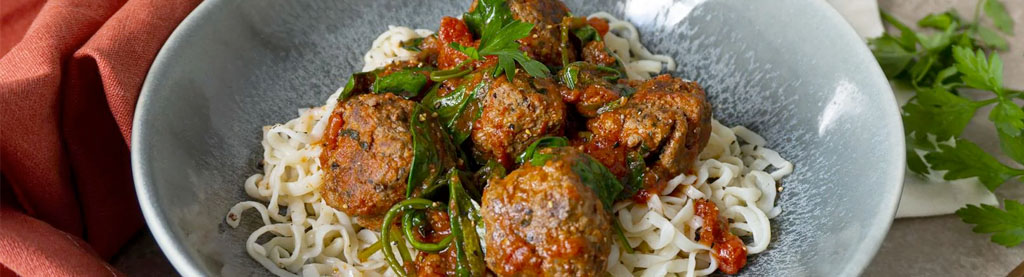 Low carb spaghetti and basil meatballs